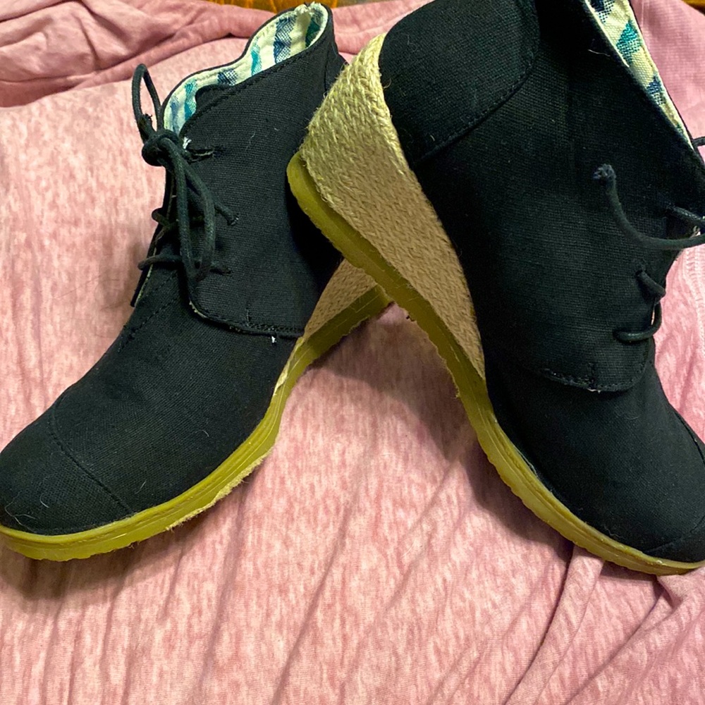 Womens etc! Wedged tie shoes